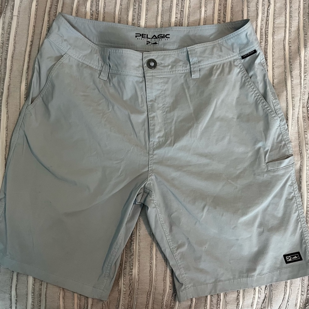 Pelagic Shortfin Hybrid Shorts